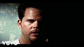 Gary Allan - Smoke Rings In The Dark (Official Music Video)