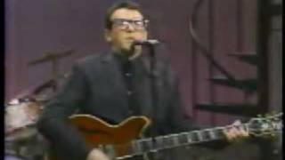 Elvis Costello - Man Out Of Time (Live)