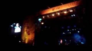 Pearl Jam - Daughter  Anti Bush Lyrics LOLLAPALOOZA 2007