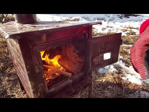 Lada Niva 4x4 Hard Snow Off Road and Camping