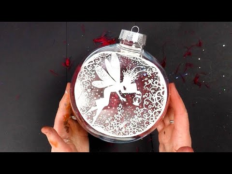 Making Christmas Baubles by Tracey Dutton - A Lavinia Stamps Tutorial