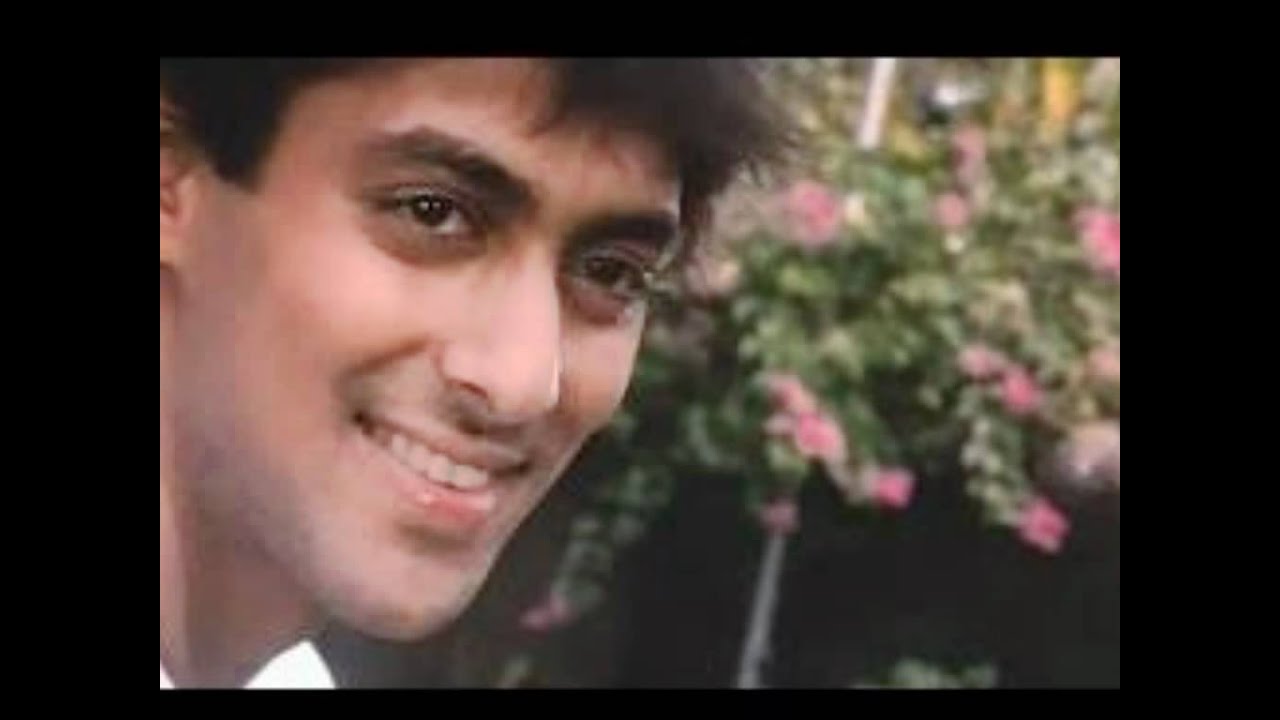 Aaya Mausam Dosti Ka Lyrics  | Maine Pyar Kiya | Salman Khan, Bhagyashree | Lata Mangeshkar, S. P. Balasubrahmanyam | Raamlaxman (Vijay Patil)