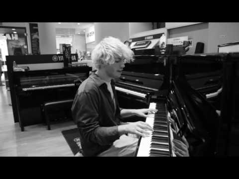 Diego Garrido - Projections