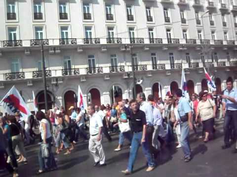 CP march steel fence of police