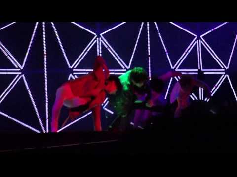 141018 " pretty boy " Taemin  Kai (1080p) SMTOWN Shanghai