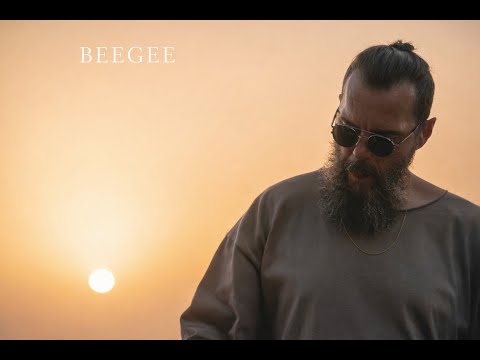 BeeGee – Babadağ, Turkey 🪂 | Melodic Techno Journey