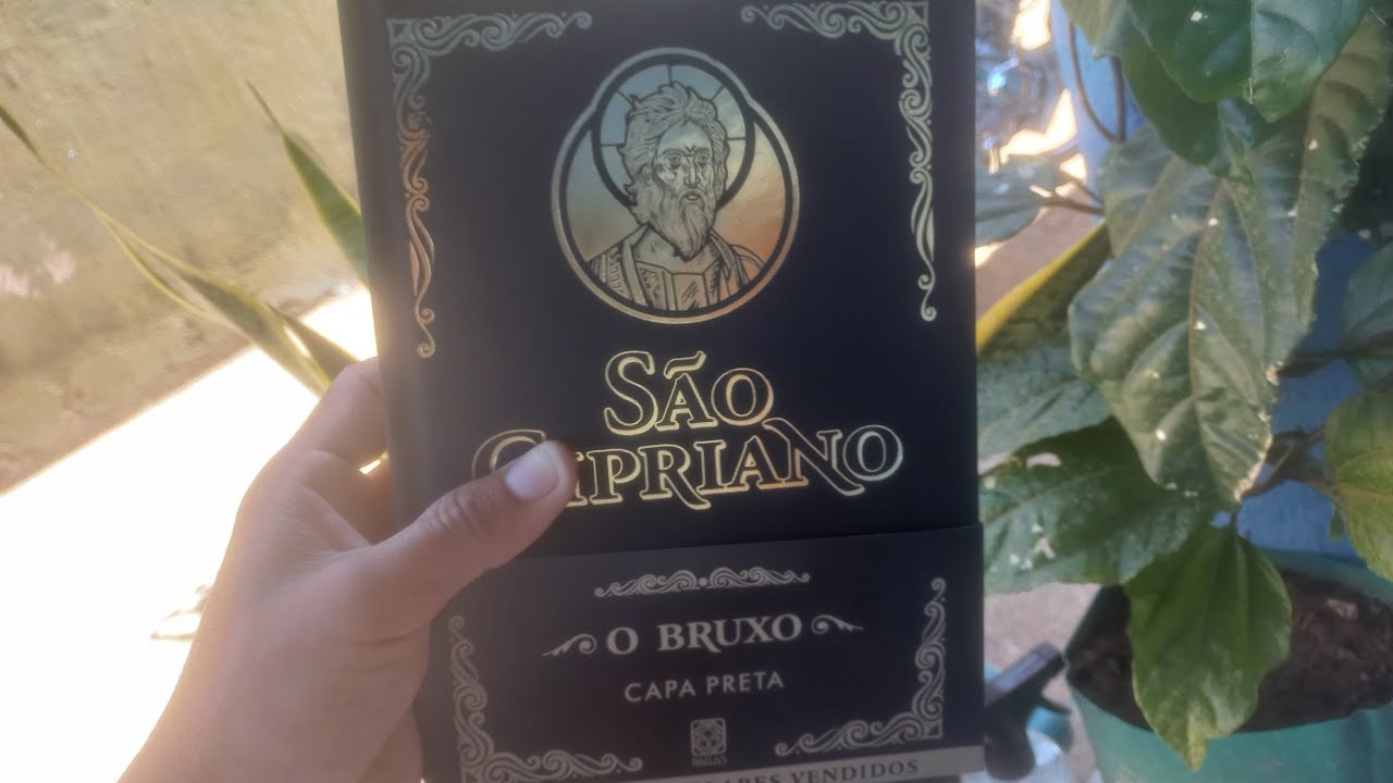 O livro de São   Cipriano  o capa  preta