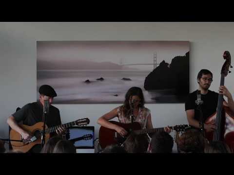 Megan Keely in Concert @ Mike & Jan's