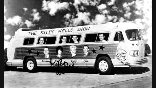 Kitty Wells ~ Mommy For A Day ~ LIVE ~ 1959