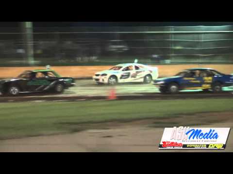 Production Sedans: Andrew Corbet on the Outside - Kingaroy Speedway