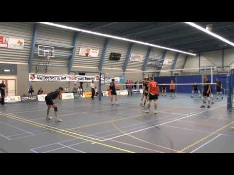 Volleybalwedstrijd Ecare Apollo tegen Talentteam 28 september 2013 Borne