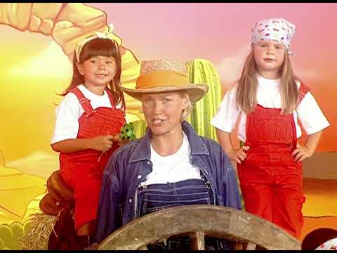 Xuxa - O Sapinho Saiu Pra Passear (The Frog Went A Coutrin') (Vídeo Oficial - XSPB 3)