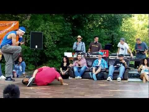 EACH 1 TEACH 1  (Achtelfinale battle 8)