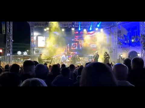 Crvena Jabuka - Live Osijek doček Nove Godine(feat Aquaman on 🥁)