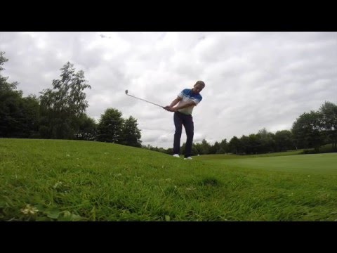 Golf Pro Björn Duda - Chippen in Hanglangen
