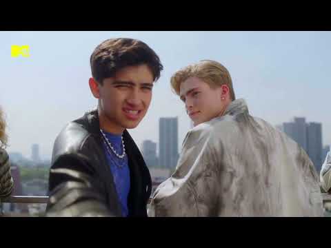 Detrás de cámaras en el videoclip oficial de “0%” de Santos Bravos | MTVLA