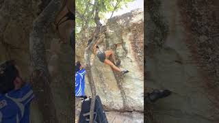 Video thumbnail of Linha, V8. Cocalzinho de Goiás