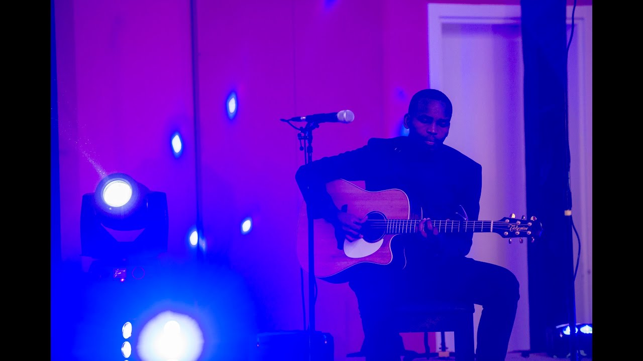 Promotional video thumbnail 4 for Deo Salvator - Solo Acoustic Guitar Player