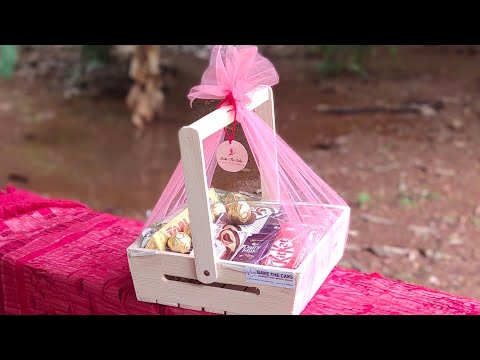 LOVELY CHOCOLATE GIFT HAMPER
