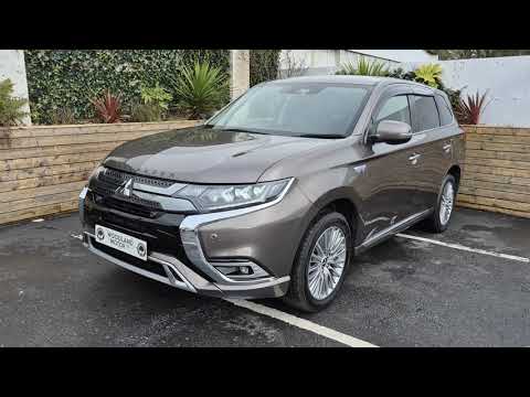 Mitsubishi Outlander 2.4 PHEV / INTENSE SAFETY PAC - Image 2