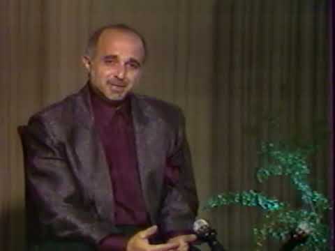 Levon Jamgochian on Soviet Armenian State TV NAVASART with Arevshad Avakyan, 1990