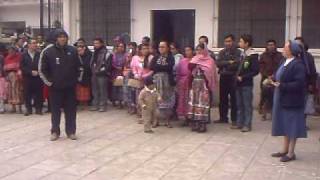 preview picture of video 'Despedida del Padre Julio Dionosio, participación del Centro Escolar San Vicente de Paúl'