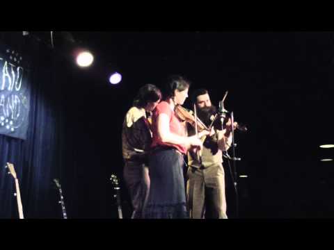Goin Across The Sea - Corn Potato String Band - Live at The Ark, 24 March 2015