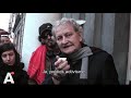 Eberhard van der Laan spreekt We Are Here-groep toe
