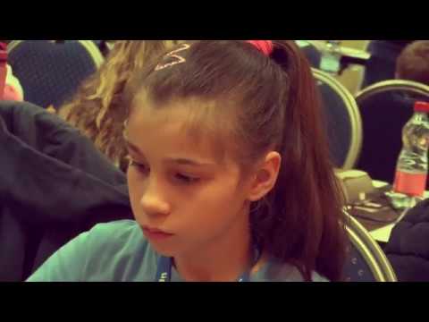 ♗ D10 2.2. Simona Bochničková - Magdaléna Mrmusová 1:0