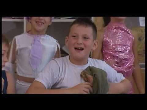 Junior Eurovision 2005: Filip Vučić - Ljubav Pa Fudbal (Serbia & Montenegro) [Viddeoclip]