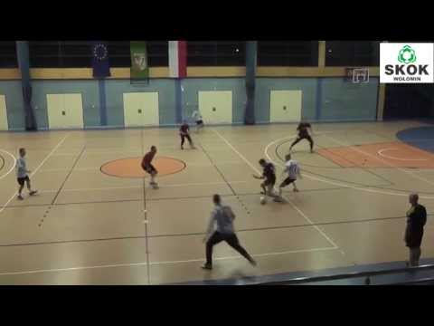 Nocna Liga Halowa: Pędzące Żółwie - Pub Offside