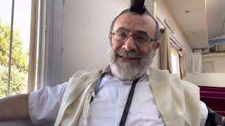 רבי שמואל בן עטר על התרת קללות 40 יום קודם ראש השנה - התמונה מוצגת ישירות מתוך אתר האינטרנט יוטיוב. זכויות היוצרים בתמונה שייכות ליוצרה. קישור קרדיט למקור התוכן נמצא בתוך דף הסרטון