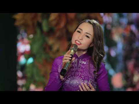 Mùa thu cô đơn - Xuân Mai