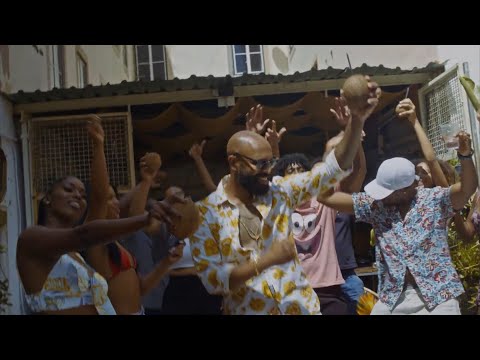 William Araujo - Agua de Coco [Prod. Moraaal] (Official Video)