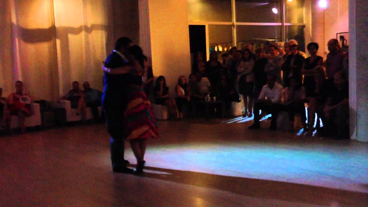 Mario Sette e Carmen Scorpo   Esta noche de Luna di Pugliese Maciel