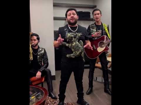 Luis R Conriquez ft Tony Aguirre - Mi Momento (Corridos 2022)