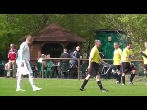 Moorburger TSV Senioren   Panteras Negras Halbzeit 1 am  17 04 2016