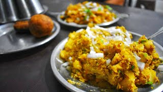 preview picture of video 'Kerala Street Food|Vazhiyoram Thattukada|Kothu Porotta Kappa Motta|Indian Street Food| കപ്പ മുട്ട'