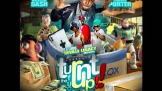 Roscoe Dash - Bad Mah Fucka lyrics NEW