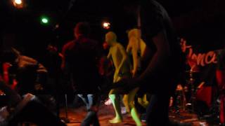 Artist vs. Poet - Damn Rough Night (&#39;Bout Damn Time tour 4/9/10) prank timez.