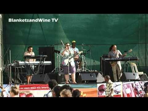 Claire Phillips live @ Blankets and Wine April 2012.mp4