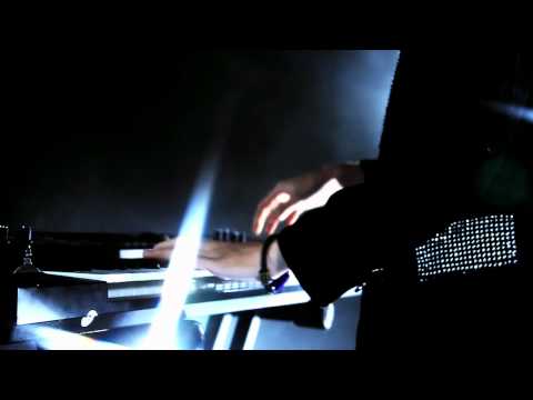 Thumbnail for JELLYFISH - Maafkan Aku (PV preview) by Jellyfish (band)