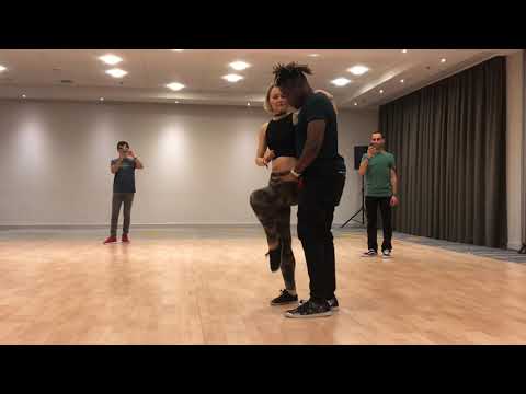 Derick Banks · Ta Gingar (Urbankiz Paris, France) Fola Flow & Marina