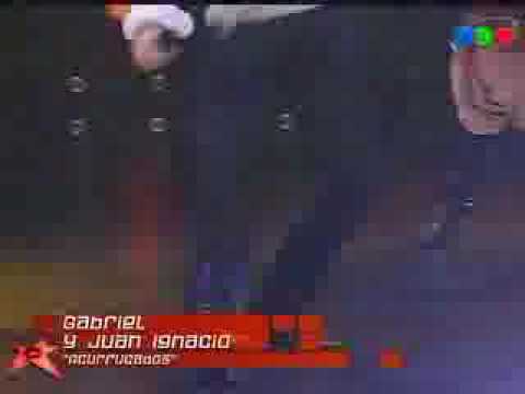 OPERACION TRIUNFO 2009 ARGENTINA GALA 11 24/05. TEMA INEDITO "ACURRUCADOS" NACHO - GABRIEL.-