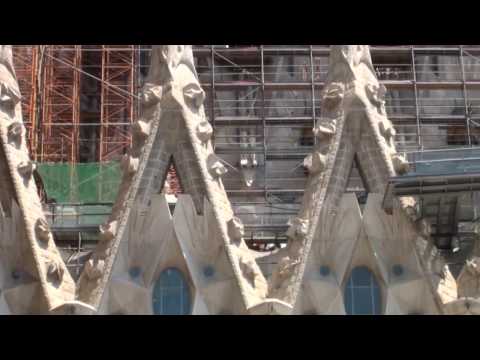 Click to Watch the The Basilica and Expiatory Church of the Holy Family video