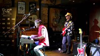 TIN PAN SOUTH 2011 - BMI SHOW/  JEFFREY STEELE /    WHAT HURTS THE MOST