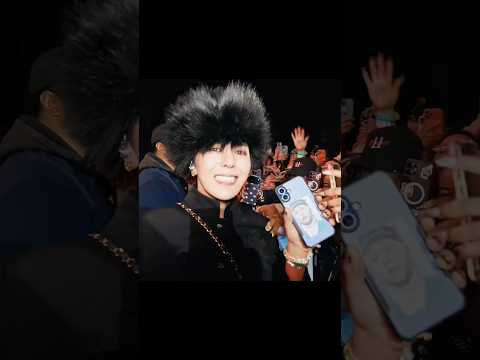 Trolling fans - G DRAGON POWER BIGBANG #COACHELLA WEEK 2 2026 #gdragon #bigbang #gd