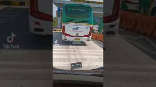 Download lagu pasukan telor pecah Bus Kramat Djati #shorts mp3