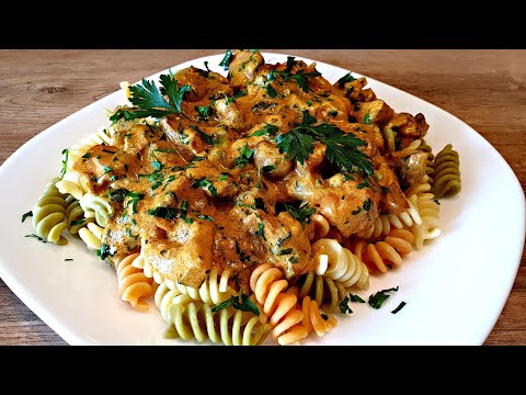 Așa se prepară pastele cu pui într-un restaurant de 5 stele! O rețetă specială!