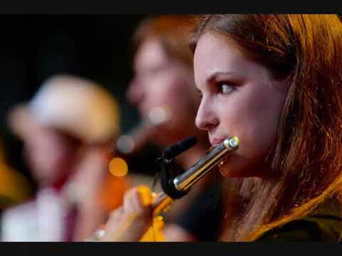 PUĽS:  "KRÚTENÁ" ( hudobná kompozícia ako podklad pre scénický tanec )